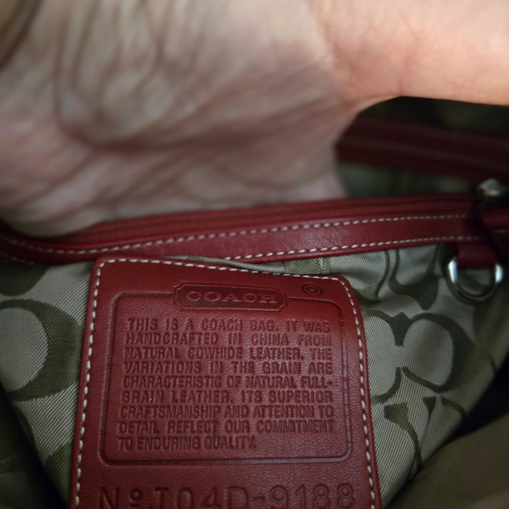 Coach Cherry Red Leather Shoulder Bag - Picture 3 of 10